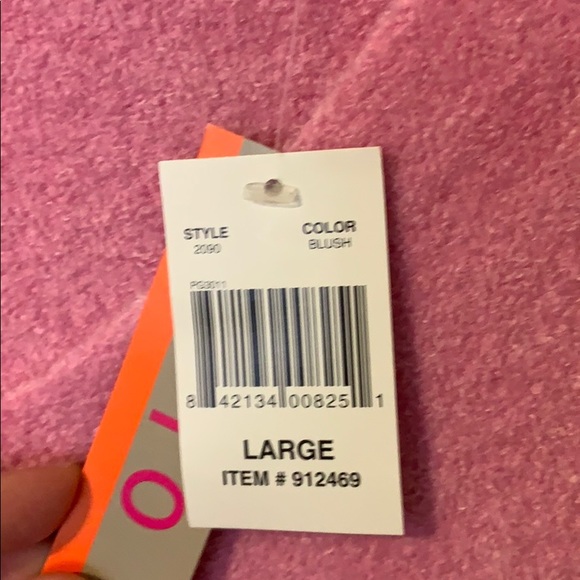 NWT OLO sweater - Picture 3 of 5